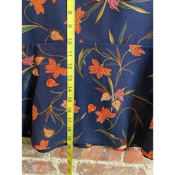 NWT LOFT Blue/Red Floral Knee Length Fit & Flare Skirt SZ XL - Picture 2 of 7